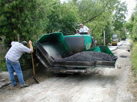 asimetrična stranica fnišera za asfalt